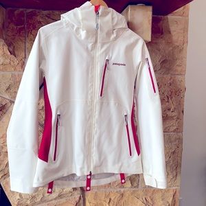Patagonia Winter Ski Jacket SZ Small white/red